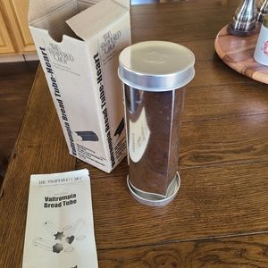 Pampered Chef Valtrompia Bread Tube Heart